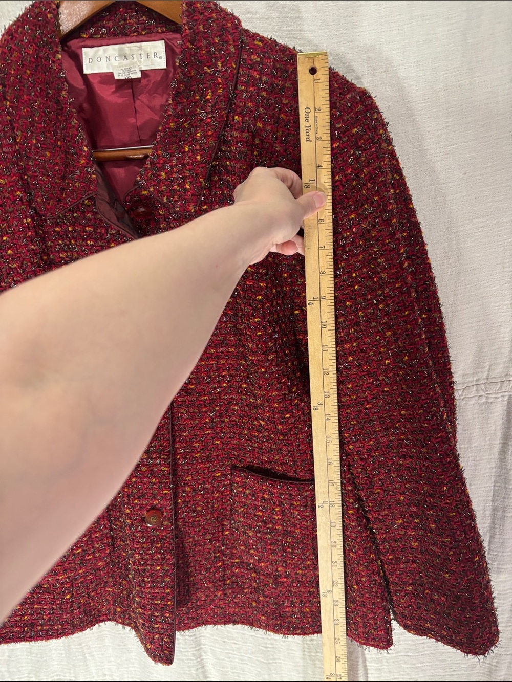 VTG Doncaster Tweed 2-Piece Skirt Suit Set Burgundy Red Metallic Size 18 USA EUC - Picture 4 of 16